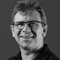 Lars Houbak