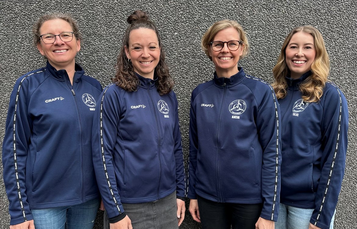 Fra venstre mod højre: Anita Lerche (Formand), Helle Friis Buhl (Næstformand), Katja Ramsing (Kasserer) og Silke Olivia Brødsgaard (Bestyrelsesmedlem)